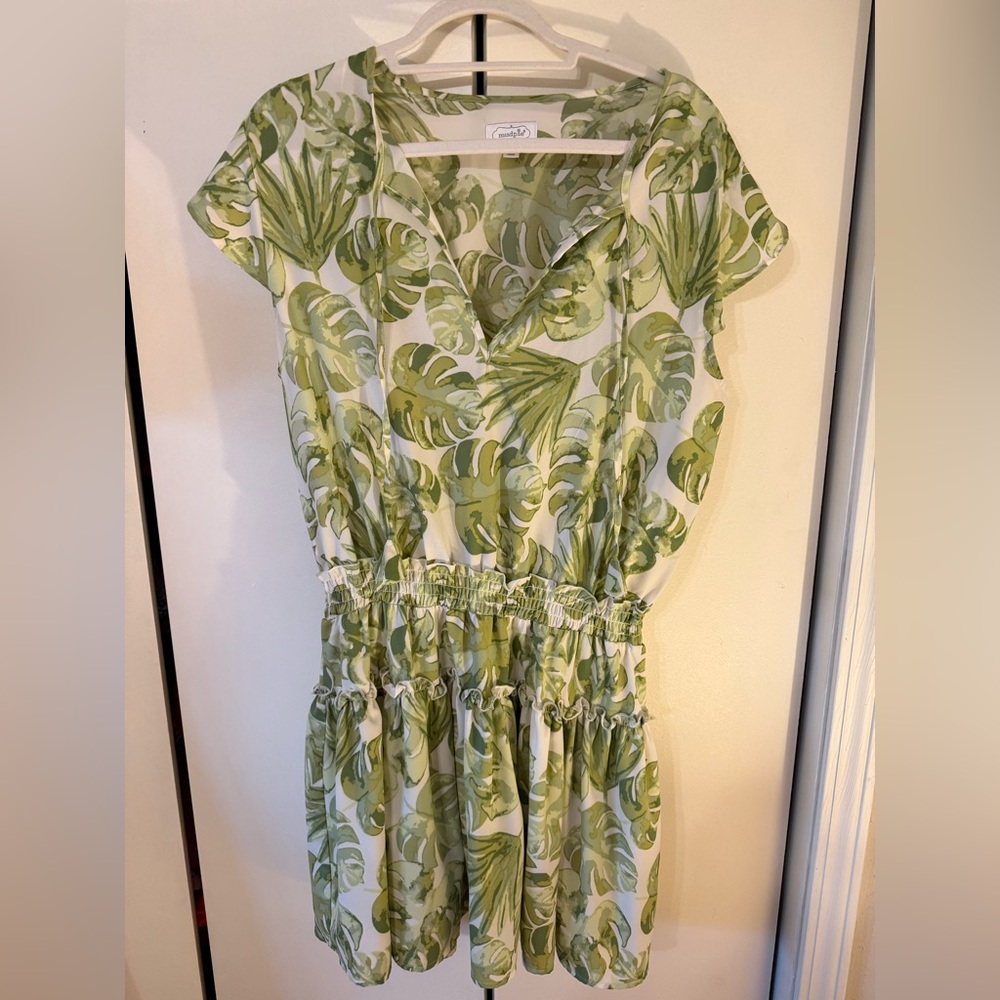 Mud Pie Leaf Print Green and White Dress